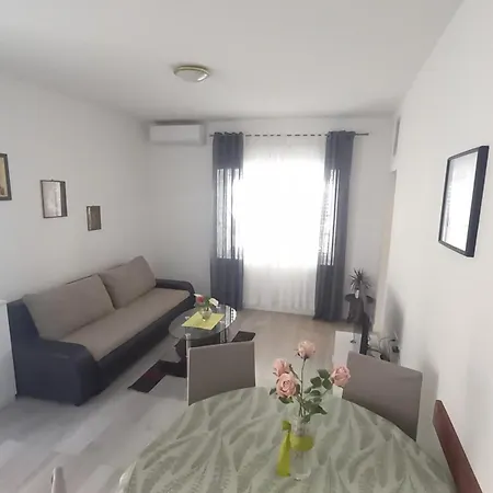 Mir Apartman Kastela