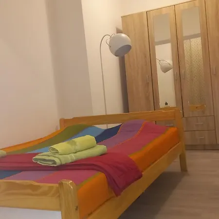 Apartman Mir *