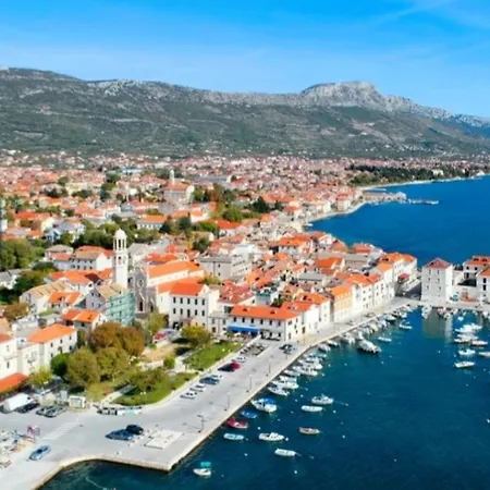 Mir * Kastela