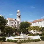 Διαμέρισμα Mir *