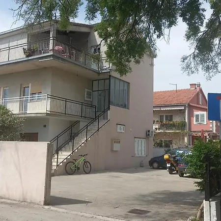 Mir Διαμέρισμα