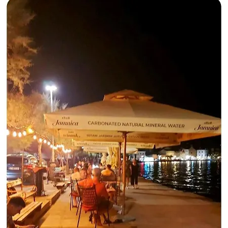 Mir * Kaštela